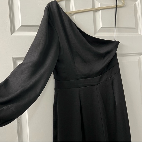 Express One-Shoulder Jumpsuit - Picture 2 of 8